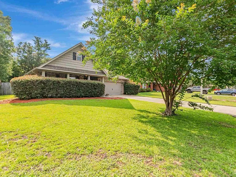 5811 Rustic Ridge Cir — Photo 26