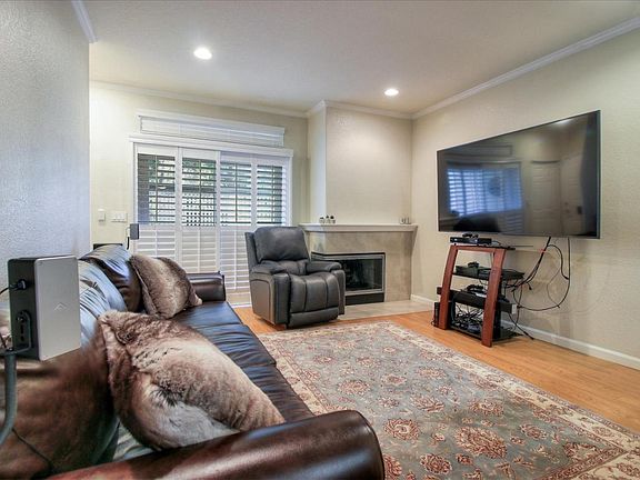 4th image of 5979 Lake Almanor Dr