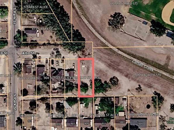 908 Alto St, Alice, TX 78332
