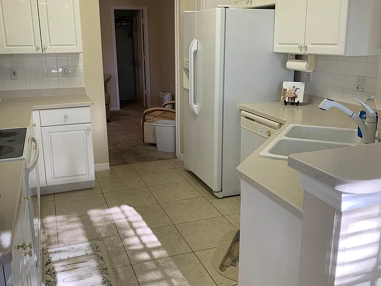 Spacious kitchen