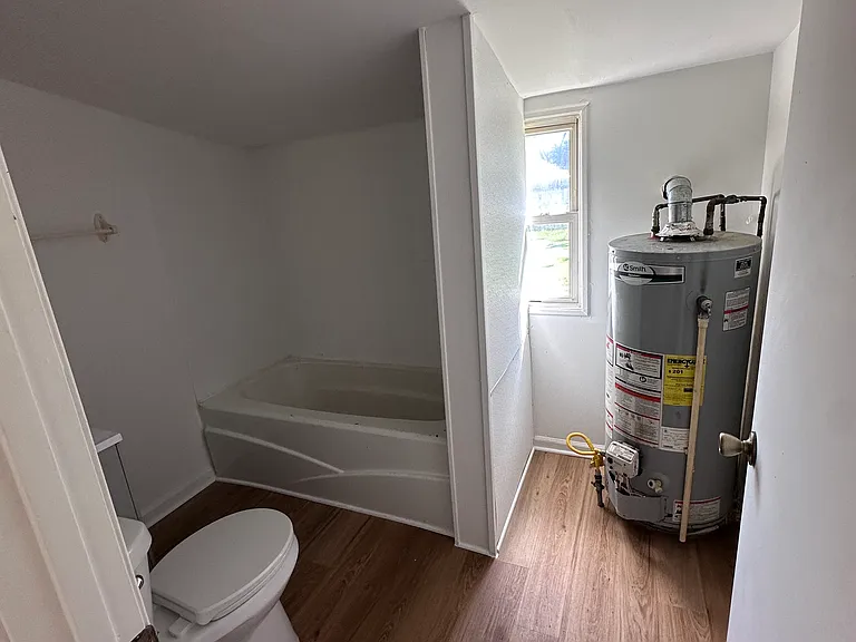 1806 Fall Hill Ave #1 — Photo 9