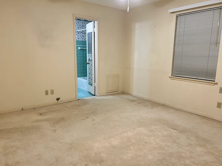 7214 Sharpview Dr — Photo 16
