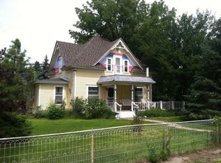 205 Deuel St, Lewellen, NE 69147