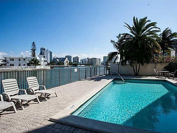 5th image of 6937 W Bay Drive #203