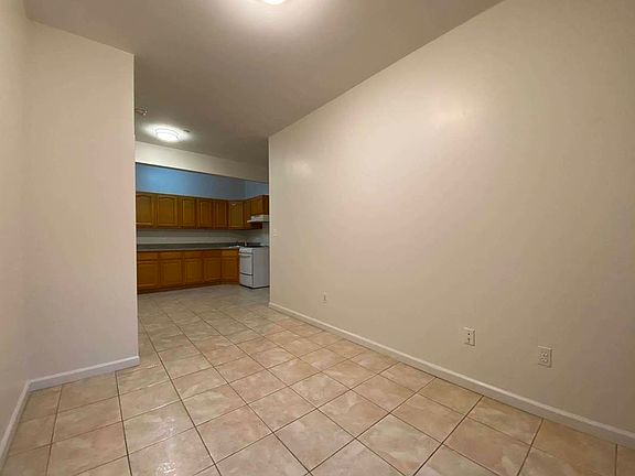 5th image of 351 Manhattan Ave #1F