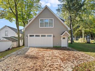348 Lenawee St, Manitou Beach, MI