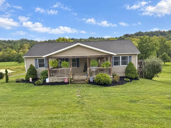 8005 Stone Castle Rd, Athens, OH 45701
