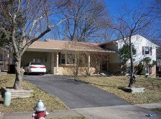 5011 Pylers Mill Ct, Fairfax, VA 22032