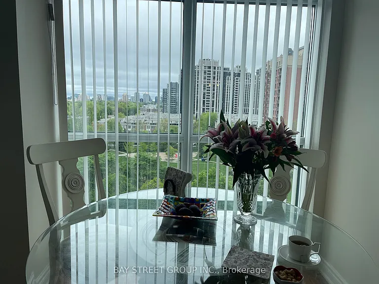 28 Harrison Garden Blvd #911 — Photo 1