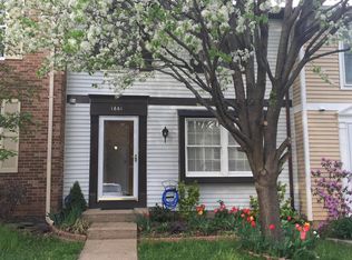 1661 Sierra Woods Dr, Reston, VA 20194