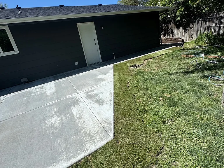 394 S Harlan Pl — Photo 34
