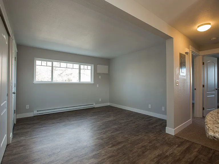 2628 Redwing Rd #8 — Photo 8