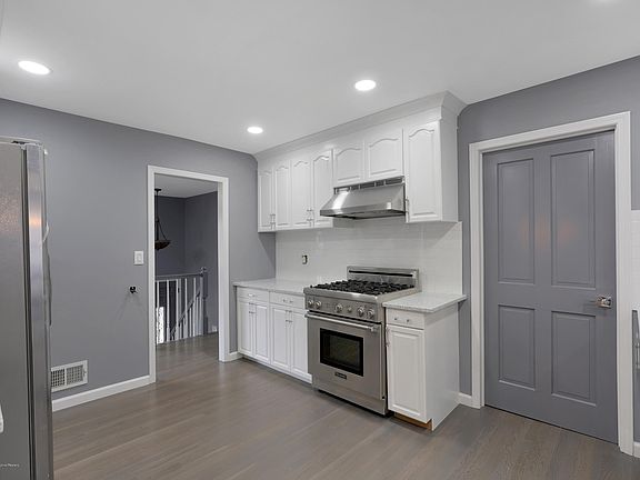 4th image of 54 Mindy Ln