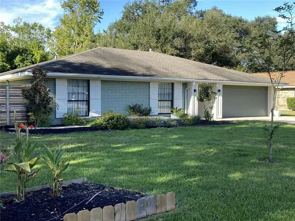 107 Cecile Dr, Lafayette, LA 70508