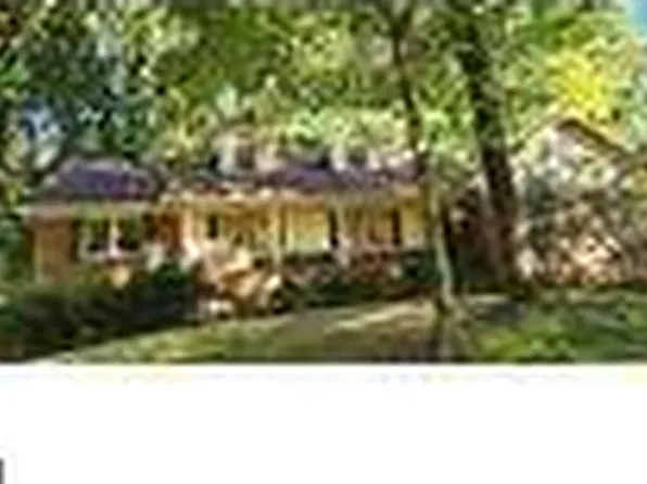 834 Thackston Dr, Marietta, GA 30068