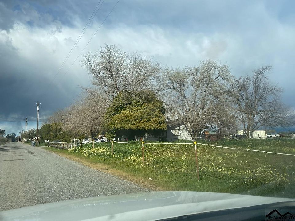 2nd image of 3838 Mary Ave