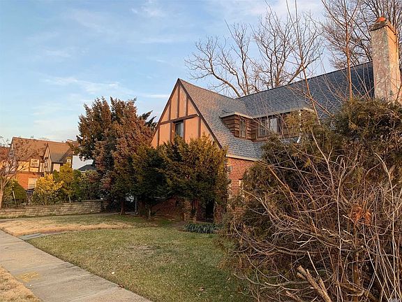 2nd image of 46 Eldridge Ave