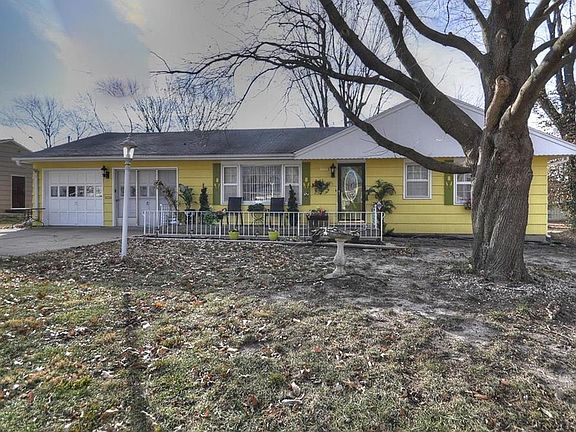 3rd image of 8709 E 74th St