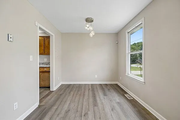 776 Princeton Cir — Photo 4