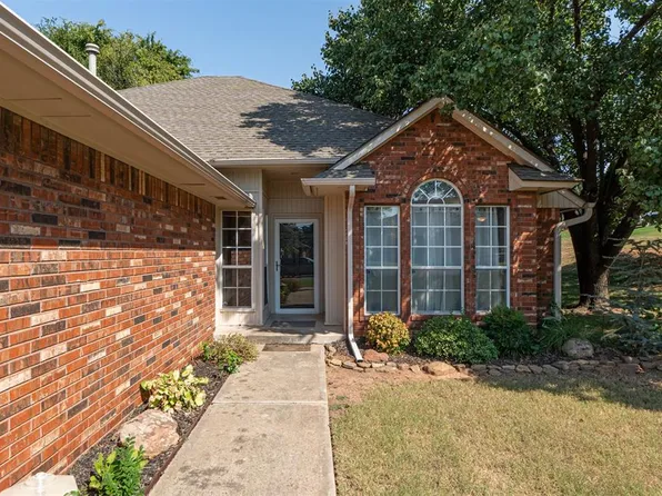 4109 Eaton Pl, Edmond, OK 73034