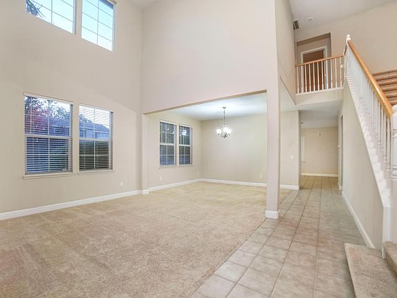 5th image of 1637 Lexington Dr