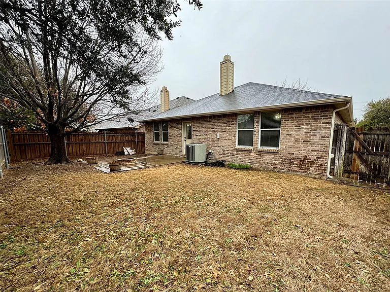 12824 Vassar Dr — Photo 18