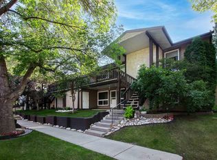 70 Woodlands Rd #115, Saint Albert, AB T8N5H5