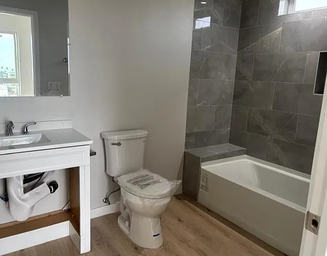 1 bed, 485 sqft, $2,300 — Photo 4