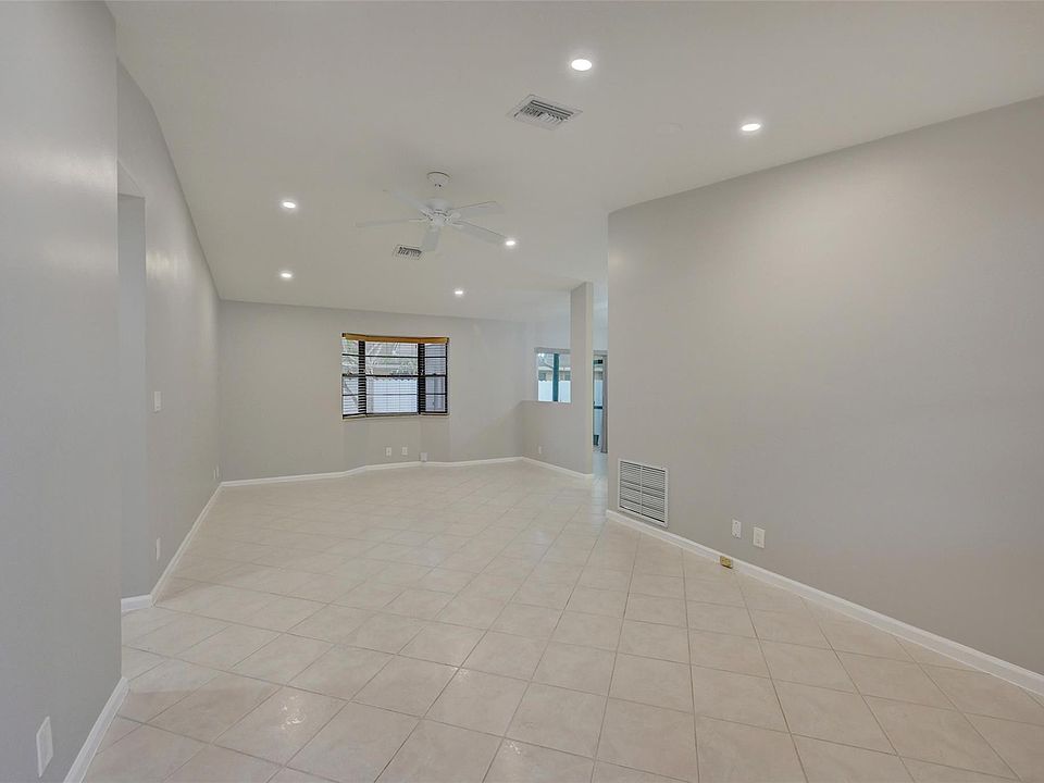 1st image of 4940 NW 92nd Avenue