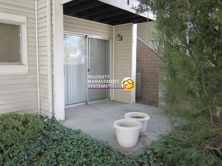 1042 E Quail Vista Ct #H — Photo 14