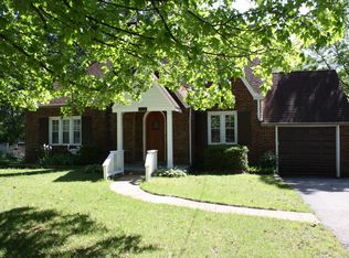 9914 Juengel Dr, Saint Louis, MO