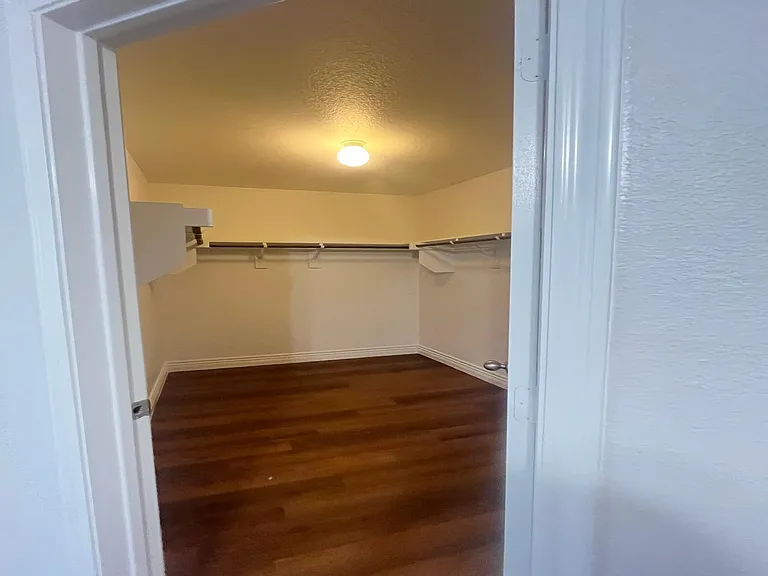1903 Prairie View Dr — Photo 7