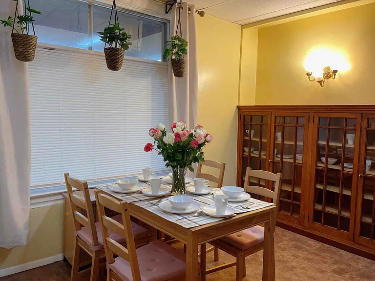 5432 Baywood St #1 — Photo 3