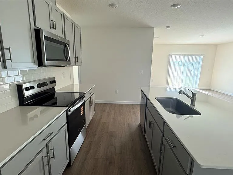 2066 Walnut Creek Dr — Photo 6