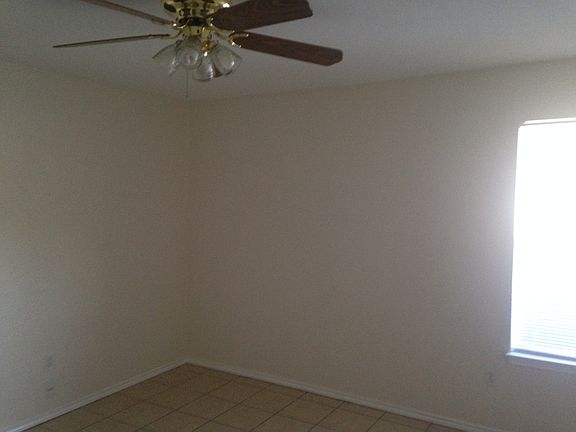 4th image of 339 McKenna Ave