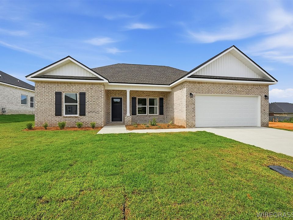 1st image of 319 Thornbird Loop
