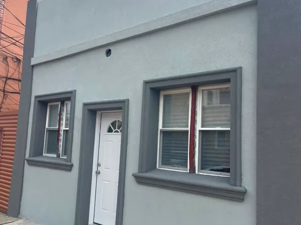 99 W 21st St #1, Bayonne, NJ 07002