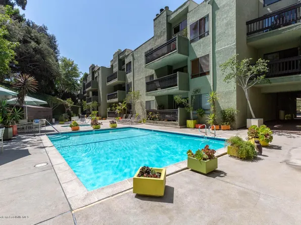 2018 Griffith Park Blvd APT 121, Los Angeles, CA 90039