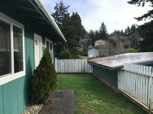 522 8th Ave, Coos Bay, OR 97420