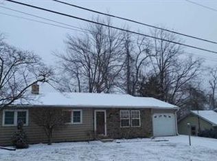 121 Pleasant View Ter, New Cumberland, PA 17070