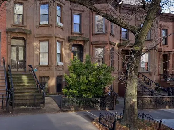 192 17th St, Brooklyn, NY 11215