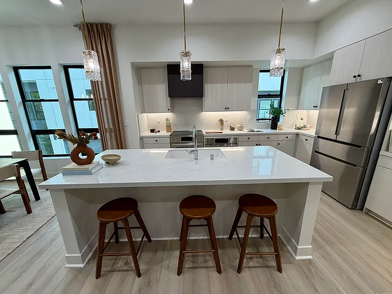 1320 W Cannon Dr #9 — Photo 8