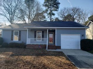 6467 Rhemish Dr, Fayetteville, NC 28304