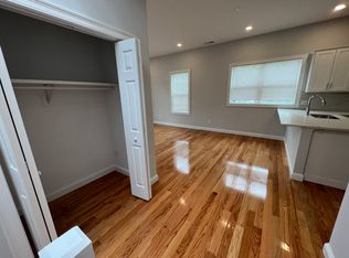 126 Cross St #5, Somerville, MA 02145