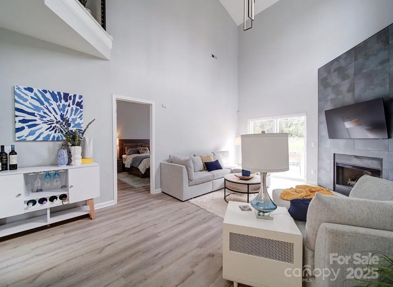 3 bed, 1734 sqft, $2,500 — Photo 4