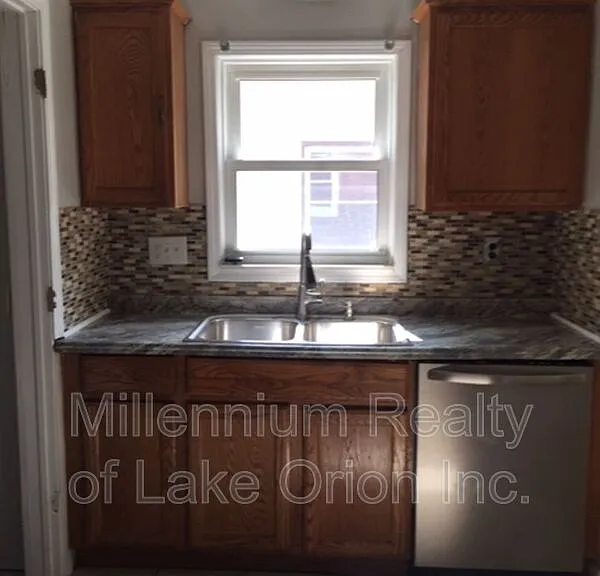 959 Berwick Blvd — Photo 4
