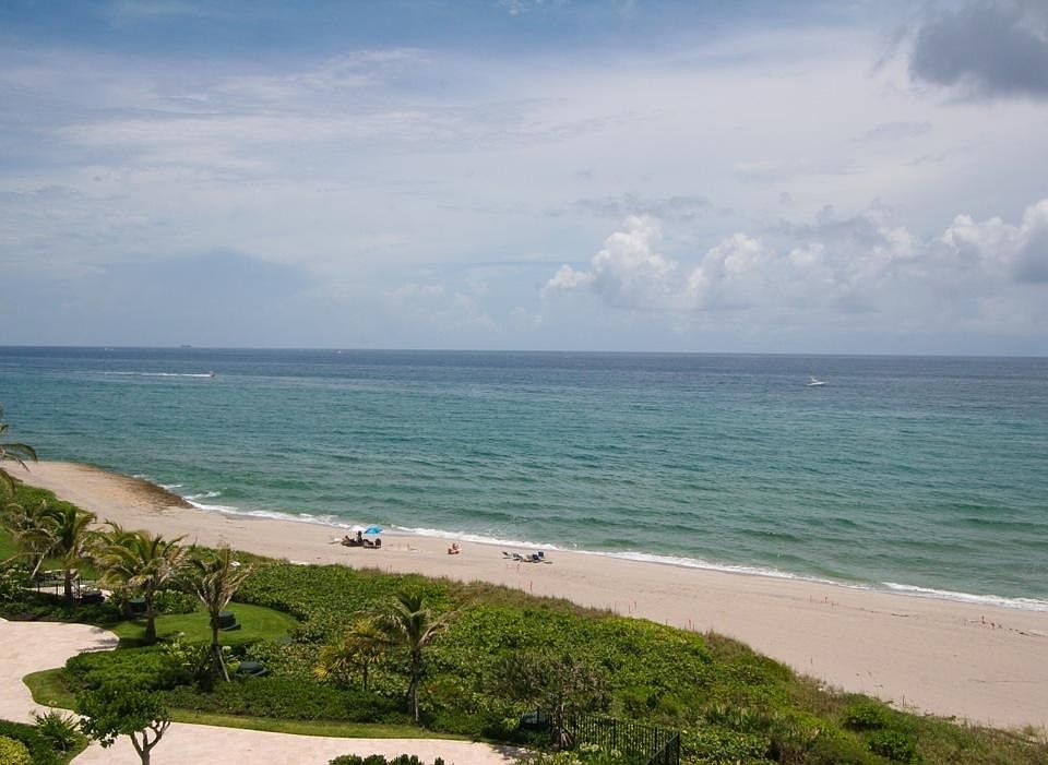 Home For Sale In Chalfonte