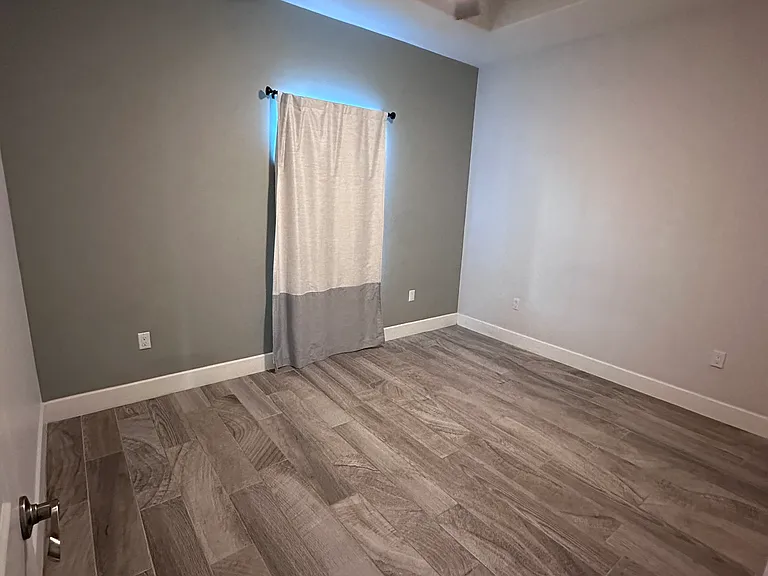 16584 Barnes Ct — Photo 6