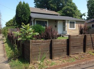 8844 N Peninsular Ave, Portland, OR 97217