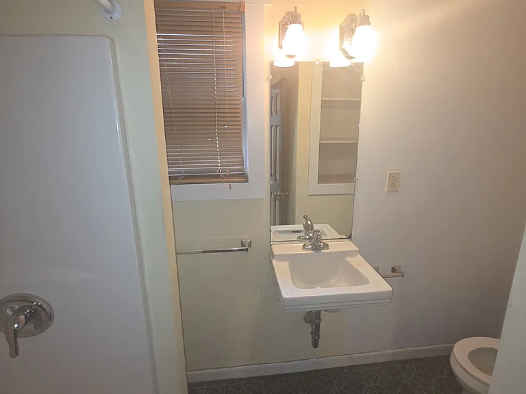 600 Henderson Ave #2 — Photo 12